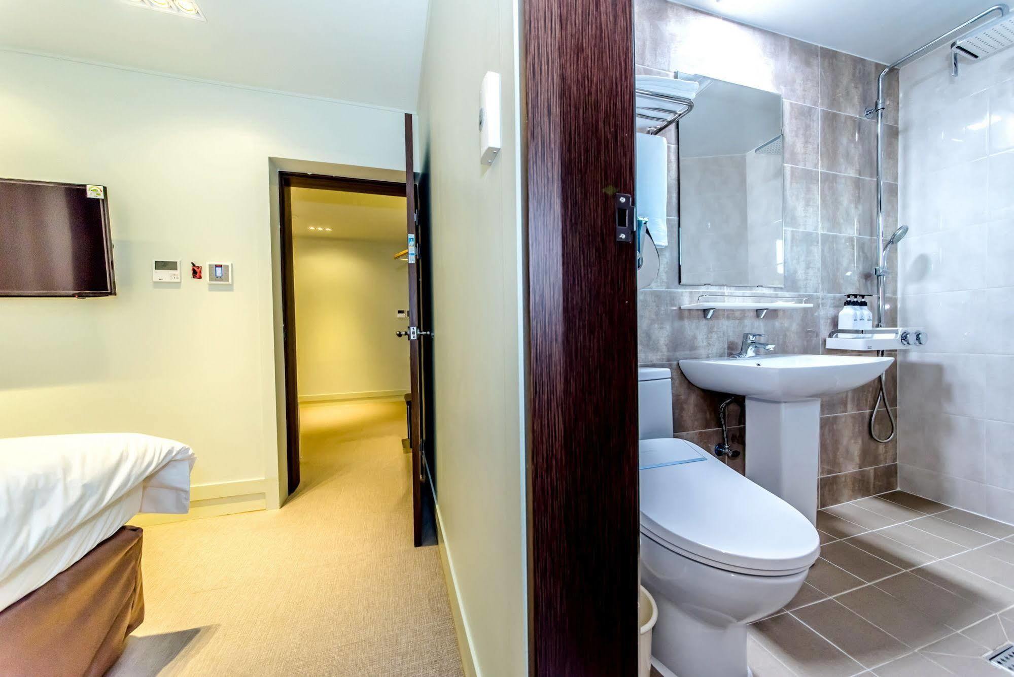 Sunrise Hotel Jungmun Branch Согвипхо Экстерьер фото